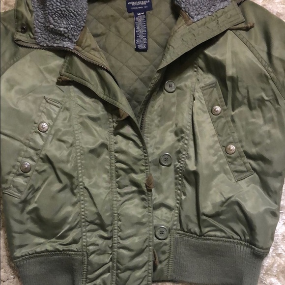 Green jacket - Picture 3 of 3